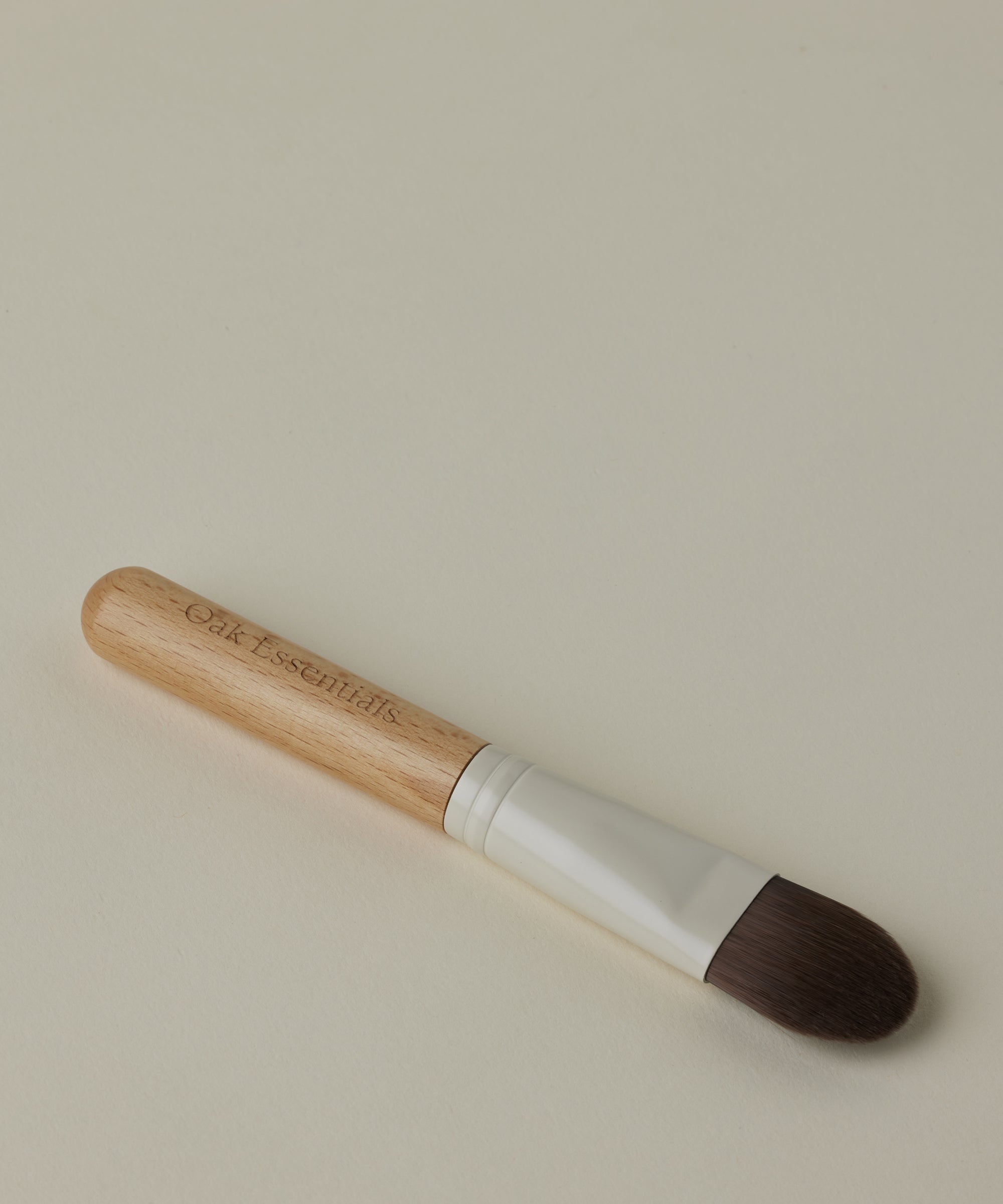 Mask Brush – Oak Essentials | Make-Up-Pinsel